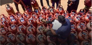 Government rubbishes lockdown rumours amid West Asia Crisis: ‘lockdown in India are completely false’ Government rubbishes lockdown rumours amid West Asia Crisis: 'lockdown in India are completely false'