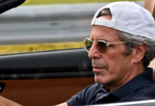 ‘Jeffrey Epstein’ Spotted On Streets Of Florida, Creates Sensation On Social Media People are baffled, wondering: Is Jeffrey Epstein—who died years ago—driving a car on the streets of Florida?
