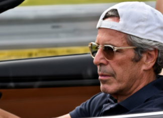 ‘Jeffrey Epstein’ Spotted On Streets Of Florida, Creates Sensation On Social Media People are baffled, wondering: Is Jeffrey Epstein—who died years ago—driving a car on the streets of Florida?