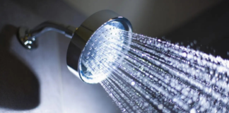 Why Indians Prefer Morning Baths While Chinese And Japanese Shower At Night? China and Japan, do exactly opposite of Indians. The people there prefer to take bath after spending the day doing all the stuff.