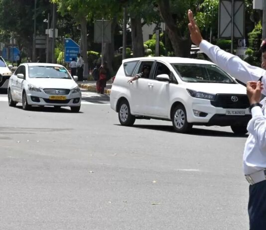 Delhi Traffic Advisory Issued For Kisan Panchayat at Ramlila Maidan Delhi Traffic Advisory Issued For Kisan Panchayat at Ramlila Maidan