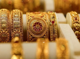 Gold And Silver Prices Surge: Gold Up Rs 6000, Silver Jumps Rs 10,000 There was another surge as soon as the markets opened on March 26; gold became costlier by Rs 6,000 and silver by more than Rs 10,000 in a single day.
