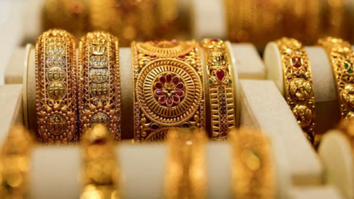 gold There was another surge as soon as the markets opened on March 26; gold became costlier by Rs 6,000 and silver by more than Rs 10,000 in a single day.