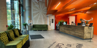 ₹3 Lakhs In Expenses, Yet Substantial Monthly Savings! SHOCKING Salary Of Indian Engineers In Dublin!! Recently, an Indian software engineer working at Amazon's Dublin office shared a detailed breakdown of his expenses and savings.