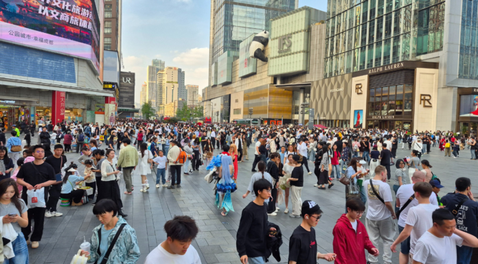 Happy Funeral: When A Restaurant Search Turned Into Unique Experience For Tourists In China Sometimes, unintentional mistakes turn into life's most beautiful memories. One such heartwarming incident has emerged from China.