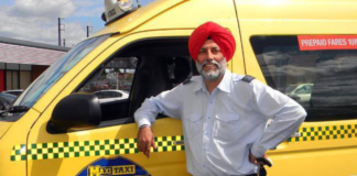 ‘Money Machine’ In Australia? Indian Immigrant Leaves People Stunned By Daily Earnings Down Under A video featuring a young Indian man is going viral on social media; in it, he reveals that his earnings for a single day in Australia.