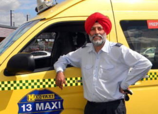 ‘Money Machine’ In Australia? Indian Immigrant Leaves People Stunned By Daily Earnings Down Under A video featuring a young Indian man is going viral on social media; in it, he reveals that his earnings for a single day in Australia.