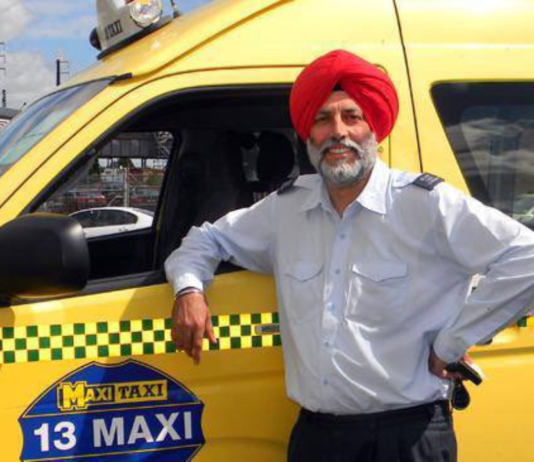 ‘Money Machine’ In Australia? Indian Immigrant Leaves People Stunned By Daily Earnings Down Under A video featuring a young Indian man is going viral on social media; in it, he reveals that his earnings for a single day in Australia.