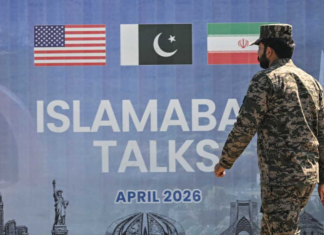 US-Iran Talks Hit Fresh Hurdle as Tehran Rejects Pakistan Visit