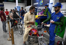 Fuel Shortage Looms Large as Pakistan Considers Lockdown Options
