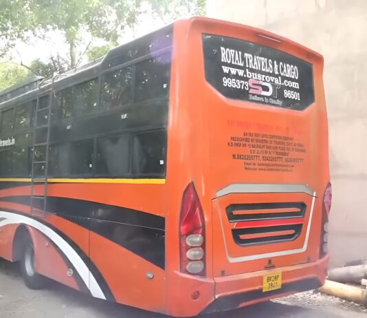 Delhi Horror: Woman Allegedly Gang-Raped Inside Moving Bus; Two Arrested Delhi Horror: Woman Allegedly Gang-Raped Inside Moving Bus; Two Arrested