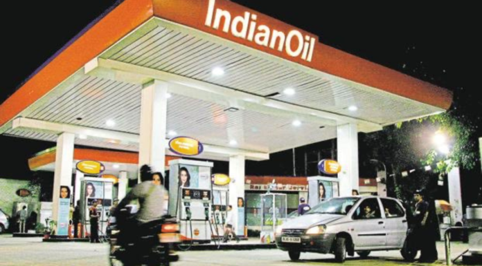 Iran War Puts Oil Companies In Crisis Amid Daily Losses Of ₹1,700 Crore; What Is The Way Out? Global tensions stemming from the US-Iran conflict, coupled with the closure of the Strait of Hormuz—the most critical maritime route for meeting the world's oil requirements—have had a significant impact globally.