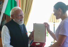 ‘Bengal Maange Narendra Modi’: Diaspora Chants Go Viral During PM Modi’s Netherlands Visit People of Indian origin present at the event raised slogans “Bachche maange maa ki godi, Bengal maange Narendra Modi”, after which this clip became a topic of discussion on the internet.