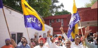 AAP Sweeps Punjab Civic Polls, Congress, SAD And BJP Suffer Major Setback AAP Sweeps Punjab Civic Polls, Congress, SAD And BJP Suffer Major Setback