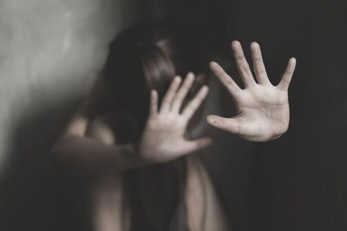 'I Disliked Her': Husband Allegedly Sells Wife for Rs 50,000 To Friend; Woman Assaulted In Gujarat 'I Disliked Her': Husband Allegedly Sells Wife for Rs 50,000 To Friend; Woman Assaulted In Gujarat