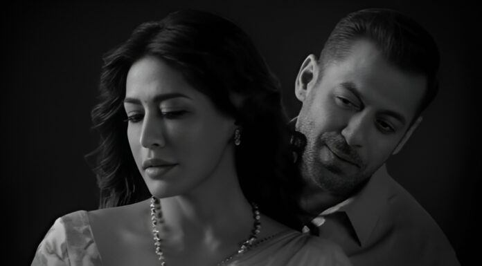 Salman Khan Drops Emotional Eid Surprise With New ‘Main Hoon’ Video Featuring Chitrangda Singh Salman Khan Drops Emotional Eid Surprise With New 'Main Hoon' Video Featuring Chitrangda Singh