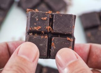 Hidden Science of Period Cravings: Why Women Want Sweets and Comfort Foods Hidden Science of Period Cravings: Why Women Want Sweets and Comfort Foods