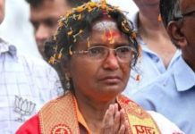 Bengal Rape Victim’s Mother Says She Won’t Comb Her Hair Until Justice Is Served