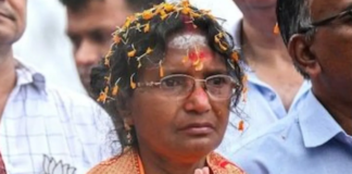 Bengal Rape Victim’s Mother Says She Won’t Comb Her Hair Until Justice Is Served