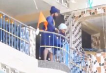 Armed Nihangs Takeover 2 Uttarakhand Gurdwaras, Holds Devotee Hostage Armed Nihangs Takeover 2 Uttarakhand Gurdwaras, Holds Devotee Hostage