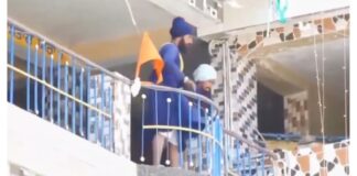 Armed Nihangs Takeover 2 Uttarakhand Gurdwaras, Holds Devotee Hostage Armed Nihangs Takeover 2 Uttarakhand Gurdwaras, Holds Devotee Hostage