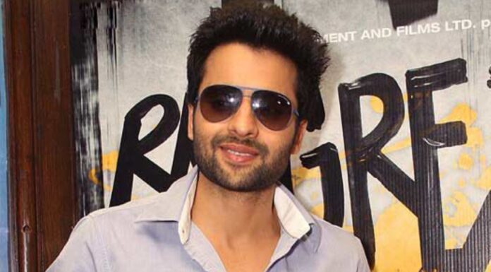 Jackky Bhagnani Faces Social Media Frenzy Over Alleged Raya Account Jackky Bhagnani Faces Social Media Frenzy Over Alleged Raya Account