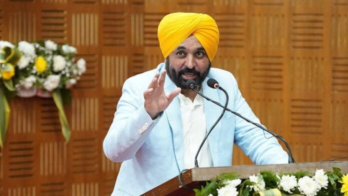 826f29379aa9902d34c92940d4bdb84a Punjab CM Bhagwant Mann Denies Any Link With Viral Video, Says 'Person In Video Is Not Me'