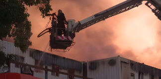 Massive Fire Erupts In Delhi Slums Near Udyog Bhawan, Emergency Teams Launch Rescue Operation Massive Fire Erupts In Delhi Slums Near Udyog Bhawan, Emergency Teams Launch Rescue Operation