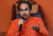 Unity On Display; Uddhav Thackeray Dismisses Split Rumours As All Nine Shiv Sena (UBT) MPs Attend Mumbai Meeting Unity On Display; Uddhav Thackeray Dismisses Split Rumours As All Nine Shiv Sena (UBT) MPs Attend Mumbai Meeting
