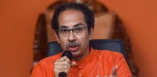 Unity On Display; Uddhav Thackeray Dismisses Split Rumours As All Nine Shiv Sena (UBT) MPs Attend Mumbai Meeting Unity On Display; Uddhav Thackeray Dismisses Split Rumours As All Nine Shiv Sena (UBT) MPs Attend Mumbai Meeting