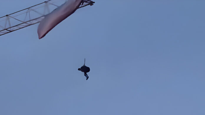 Man Left Hanging For Four Hours Mid-Air During Paragliding Ride, Video Goes Viral