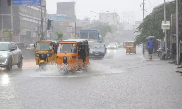 From Delhi to Tamil Nadu: IMD Issues Severe Weather Warning for 17 States From Delhi to Tamil Nadu: IMD Issues Severe Weather Warning for 17 States
