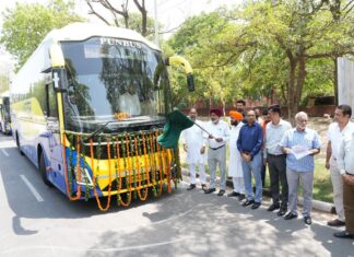Punjab Govt Expands Delhi Airport Luxury Bus Fleet; Harpal Singh Cheema Flags Off 5 New Volvo Coaches