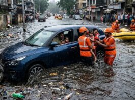 Family Following Google Maps Gets Stuck In A Drain In Hapur, 2 Hour Rescue Operation Follows Family Following Google Maps Gets Stuck In A Drain In Hapur, 2 Hour Rescue Operation Follows