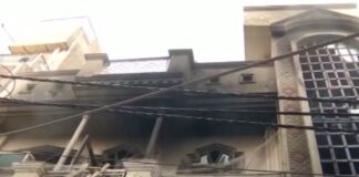 Fire Erupts in Shahdara’s Bihari Colony, Six Fire Tenders Rushed to Spot Fire Erupts in Shahdara’s Bihari Colony, Six Fire Tenders Rushed to Spot