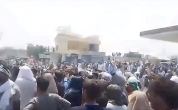 Violence Erupts in PoK: 4 Cops Dead, Police Refuse to Report for Duty Violence Erupts in PoK: 4 Cops Dead, Police Refuse to Report for Duty