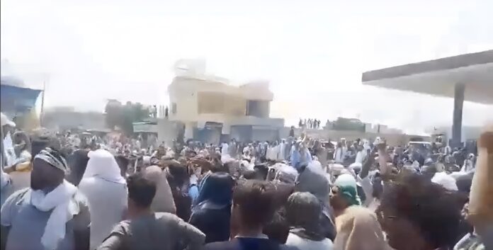 Violence Erupts in PoK: 4 Cops Dead, Police Refuse to Report for Duty Violence Erupts in PoK: 4 Cops Dead, Police Refuse to Report for Duty