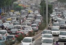 Delhi Traffic Alert: Roads to Be Affected by Muharram Processions; Police Share Alternate Routes Delhi Traffic Alert: Roads to Be Affected by Muharram Processions; Police Share Alternate Routes