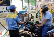 Petrol, Diesel Rate Check: Global Oil Slump Brings Relief at Pumps? Petrol, Diesel Rate Check: Global Oil Slump Brings Relief at Pumps?