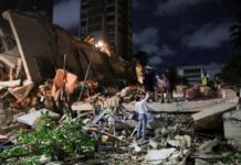 Twin Earthquakes Hit Venezuela: Buildings Collapse in Caracas, Tsunami Warning Issued Twin Earthquakes Hit Venezuela: Buildings Collapse in Caracas, Tsunami Warning Issued