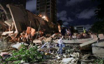 Twin Earthquakes Hit Venezuela: Buildings Collapse in Caracas, Tsunami Warning Issued Twin Earthquakes Hit Venezuela: Buildings Collapse in Caracas, Tsunami Warning Issued