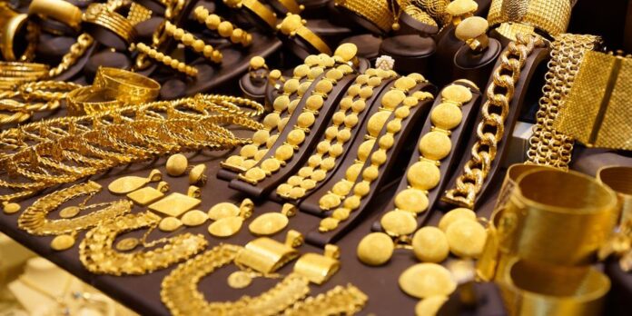 fe1dd569fe6de86abed3efafbe62ba66 Gold-Silver Price On June 24: Yellow, White Metal Rates Climb Or Drops; Check What You're Paying Today