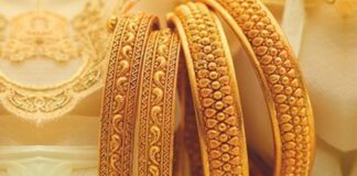 Yellow Metal, White Metal Dip Again: Gold Down ₹3,200 This Week, Silver Falls ₹100 Yellow Metal, White Metal Dip Again: Gold Down ₹3,200 This Week, Silver Falls ₹100