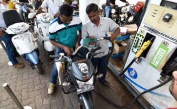 Fuel Prices Hold Firm Despite Crude Oil Dip After Hormuz Reopens Fuel Prices Hold Firm Despite Crude Oil Dip After Hormuz Reopens