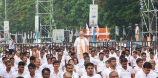 PM Modi Leads International Yoga Day Celebrations in Kolkata; Hails Yoga’s Global Reach PM Modi Leads International Yoga Day Celebrations in Kolkata; Hails Yoga’s Global Reach