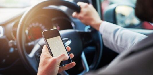 Gurugram Woman’s 4 AM Uber Nightmare: Driver Demands Extra Cash, Refuses to Let Her Out