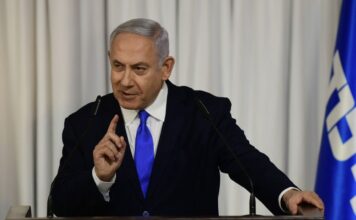Netanyahu Administration Rejects Landmark Court Ruling; Decision Triggers Debate Over Democratic Norms Netanyahu Administration Rejects Landmark Court Ruling; Decision Triggers Debate Over Democratic Norms