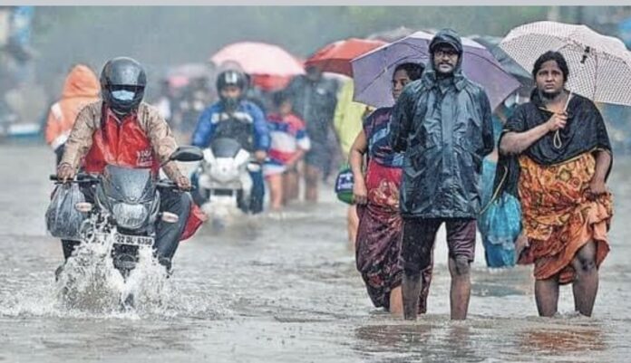 Monsoon Fury Grips India: IMD Warns Several States As Mumbai Faces Severe Downpour