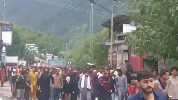 Protests Erupt Across PoK Amid Crackdown On Activists And Growing Public Anger
