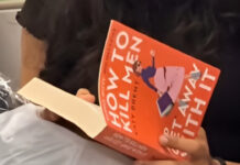 Shocking Metro Moment: Woman Reading ‘How To Kill Men’ Video Goes Viral Shocking Metro Moment: Woman Reading 'How To Kill Men' Video Goes Viral